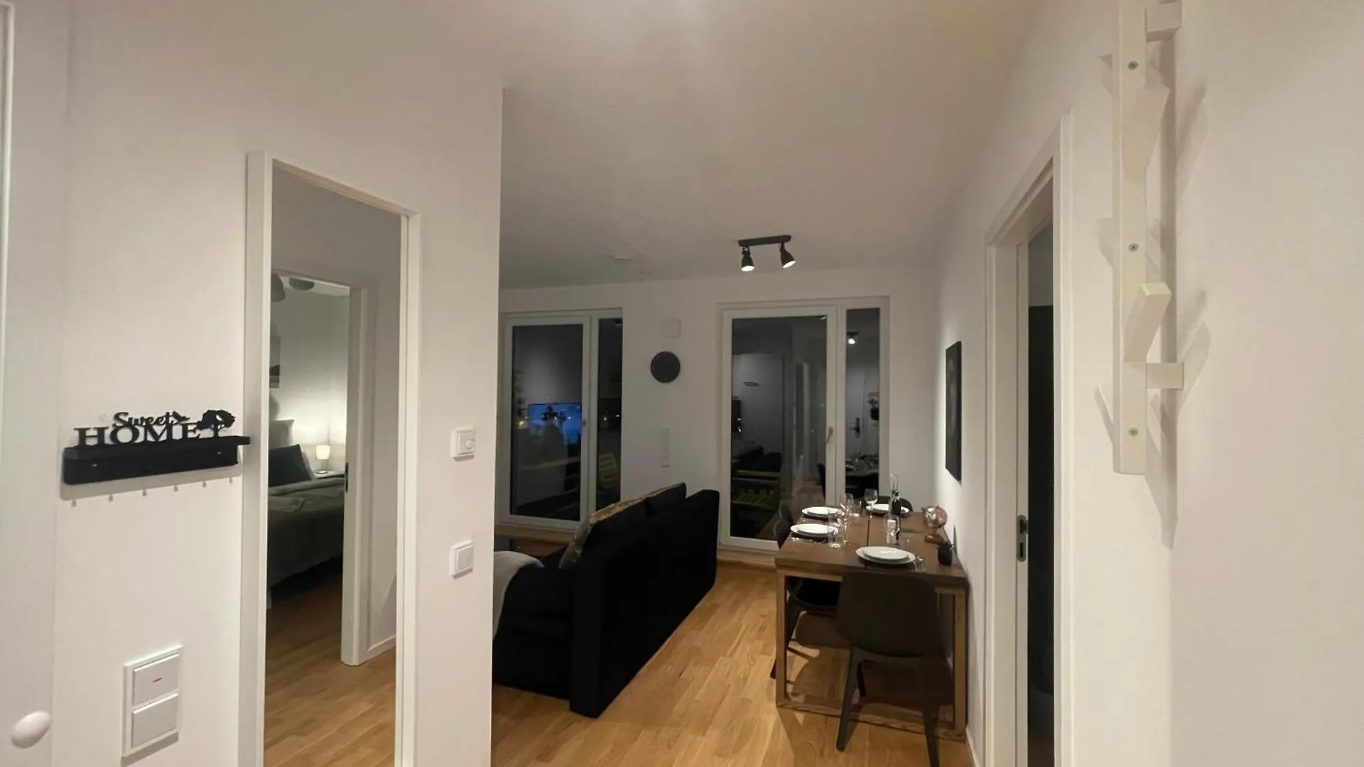Luxerioeses Penthouse Apartment Am Ber Flughafen Schoenefeld