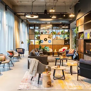Moxy Berlin Airport Schoenefeld